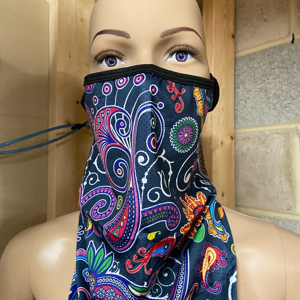 Colorful Paisley Mask - Picture 10 of 11